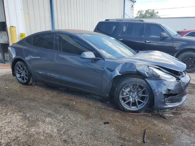 Photo 4 from auction – 2018 TESLA MODEL 3 with VIN 5YJ3E1EB1JF119452