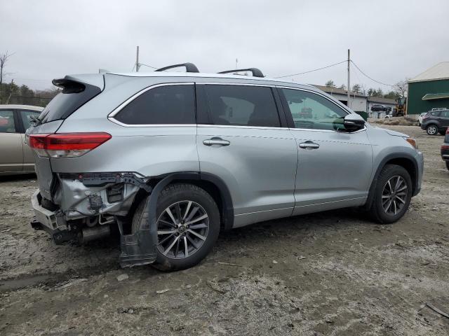 Photo 3 from auction – 2017 TOYOTA HIGHLANDER with VIN 5TDJZRFH5HS398892