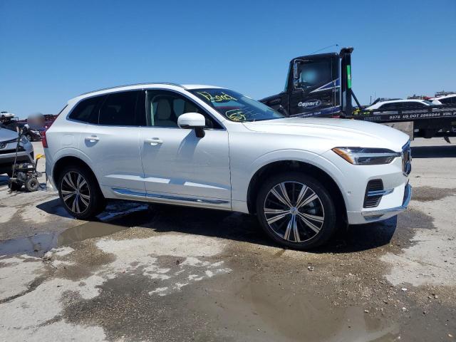 Photo 4 from auction – 2023 VOLVO XC60 PLUS with VIN YV4L12RE0P1253308