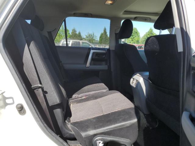 Photo 11 from auction – 2010 TOYOTA 4RUNNER SR with VIN JTEBU5JR7A5007213