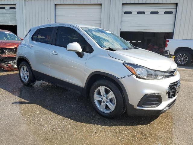 Photo 4 from auction – 2020 CHEVROLET TRAX LS with VIN KL7CJKSB2LB023628