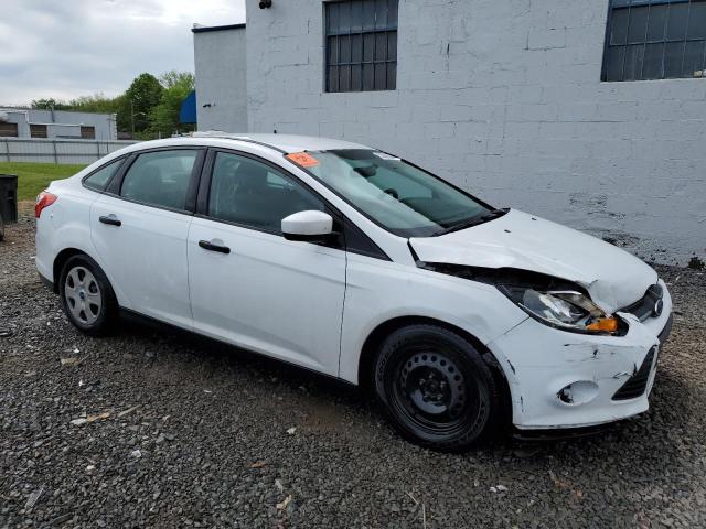 Photo 4 from auction – 2014 FORD FOCUS S with VIN 1FADP3E20EL318320