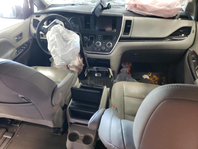 Photo 8 from auction – 2016 TOYOTA SIENNA XLE with VIN 5TDYK3DC1GS697902
