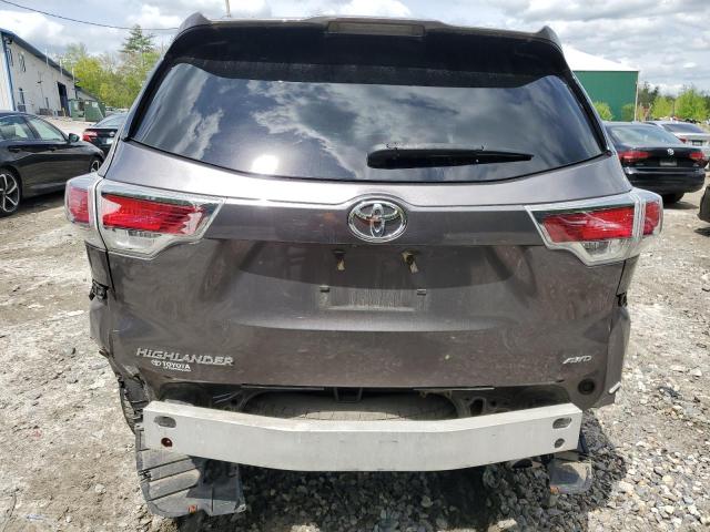 Photo 6 from auction – 2016 TOYOTA HIGHLANDER with VIN 5TDBKRFH4GS279500