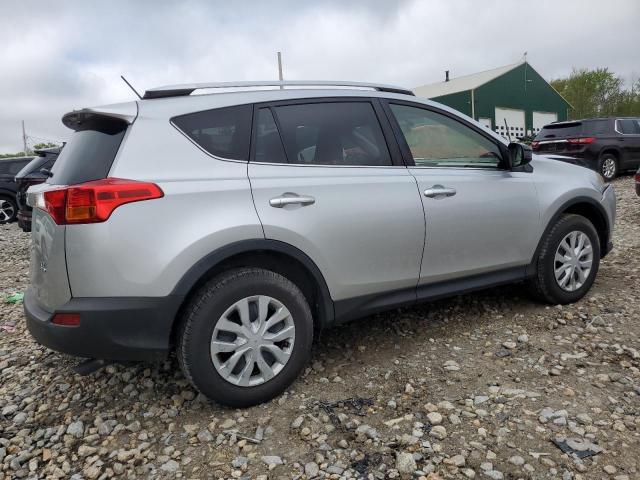 Photo 3 from auction – 2015 TOYOTA RAV4 LE with VIN JTMBFREV5FD128400