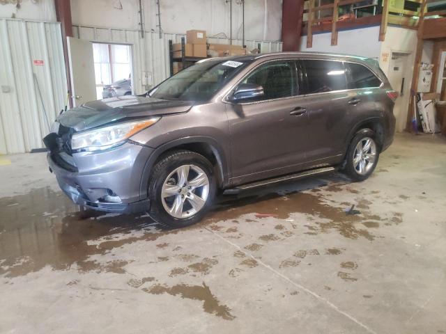 TOYOTA HIGHLANDER 2015 مع رقم تعريف المركبة 5TDYKRFH7FS102240 - صورة من المزاد