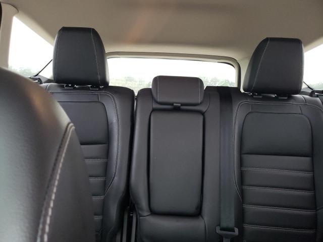 Photo 10 from auction – 2018 FORD ESCAPE SEL with VIN 1FMCU0HDXJUD50380