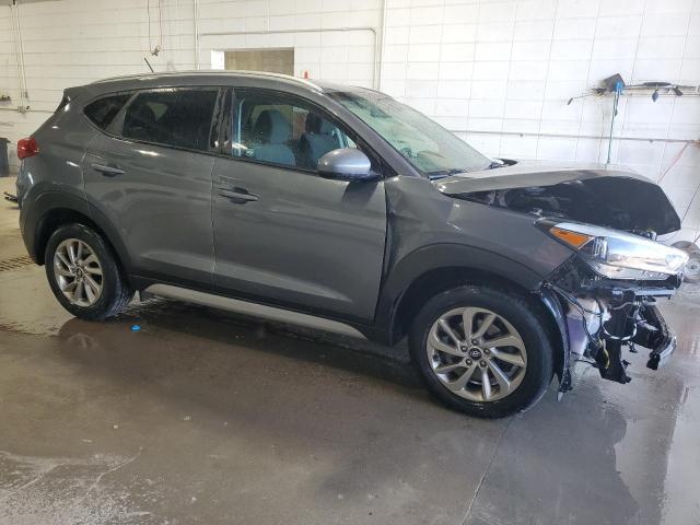 Photo 4 from auction – 2017 HYUNDAI TUCSON LIM with VIN KM8J3CA49HU505081