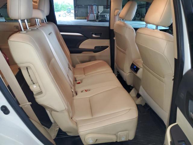 Photo 11 from auction – 2019 TOYOTA HIGHLANDER with VIN 5TDJZRFH6KS587946
