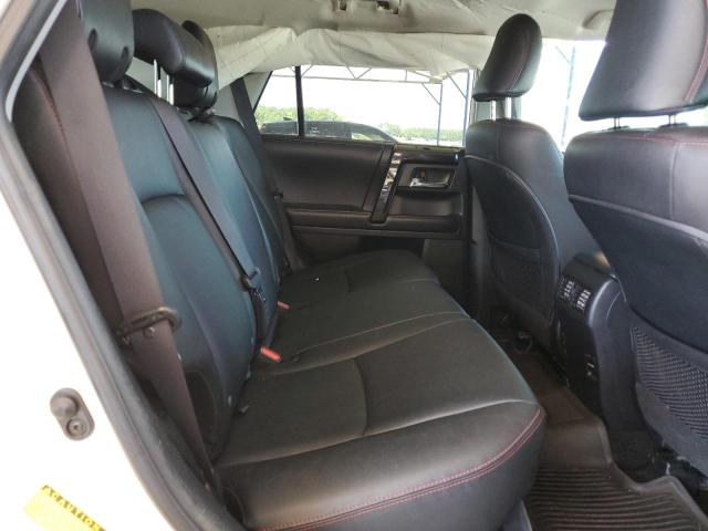 Photo 11 from auction – 2016 TOYOTA 4RUNNER SR with VIN JTEBU5JR9G5336021