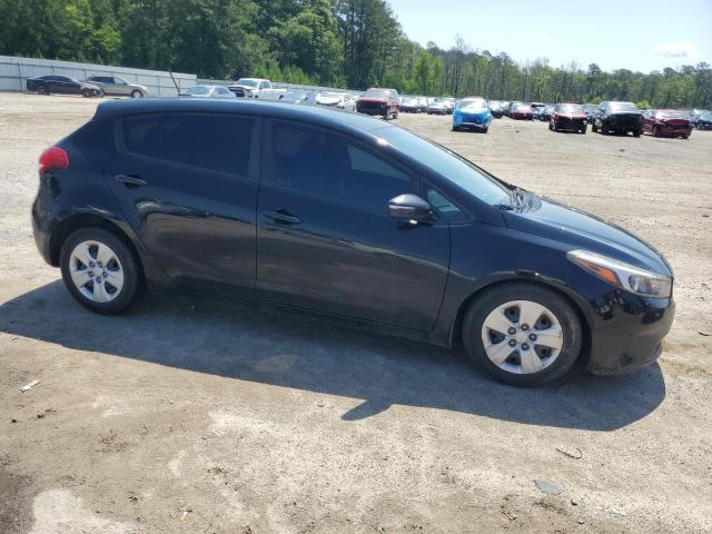 Photo 4 from auction – 2017 KIA FORTE LX with VIN KNAFK5A82H5717839