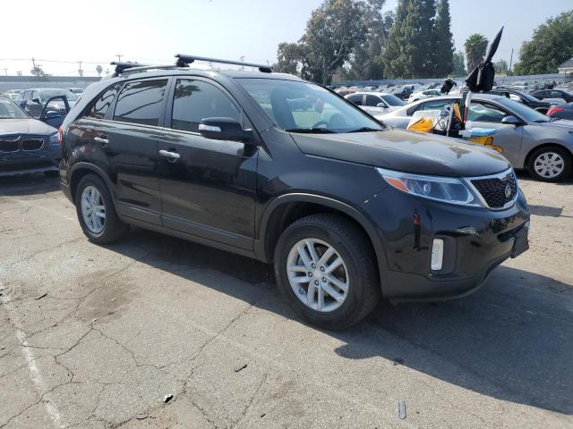 Photo 4 from auction – 2014 KIA SORENTO LX with VIN 5XYKT4A64EG494309