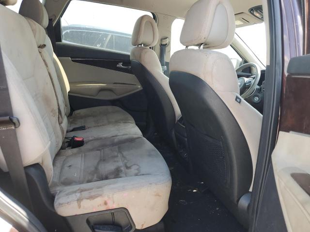 Photo 11 from auction – 2016 KIA SORENTO LX with VIN 5XYPG4A55GG022544