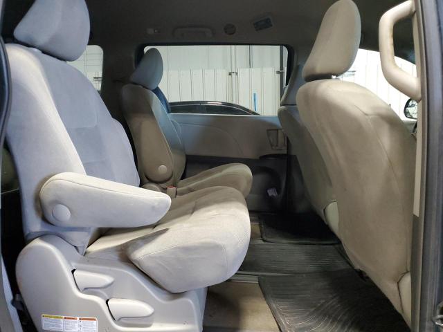 Photo 11 from auction – 2017 TOYOTA SIENNA with VIN 5TDZZ3DC8HS815431
