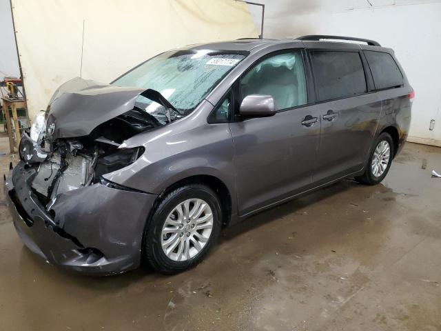 TOYOTA SIENNA XLE 2013 with VIN 5TDYK3DC1DS348038 - Photo from auction