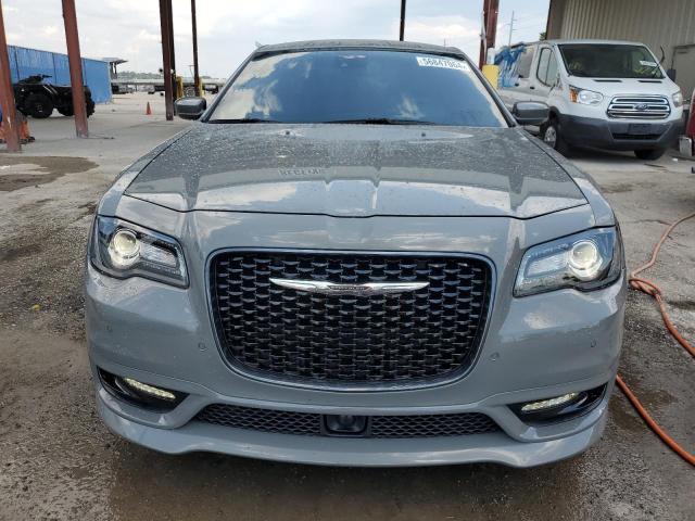 Photo 5 from auction – 2019 CHRYSLER 300 S with VIN 2C3CCABT6KH679342