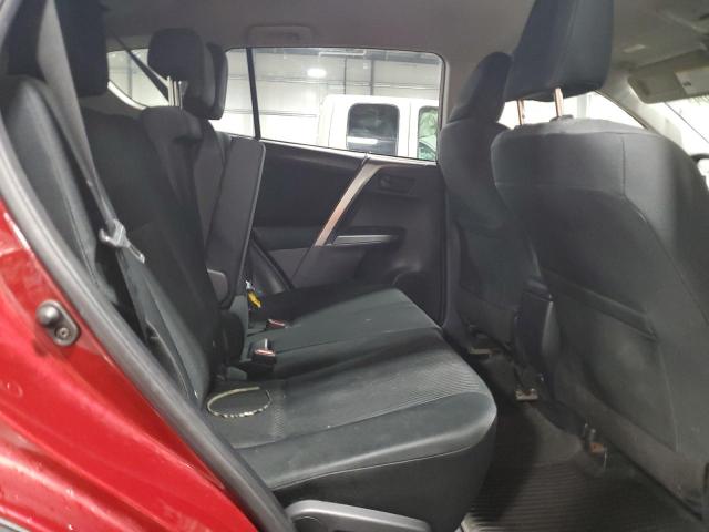 Photo 10 from auction – 2018 TOYOTA RAV4 LE with VIN JTMBFREV7JD237658