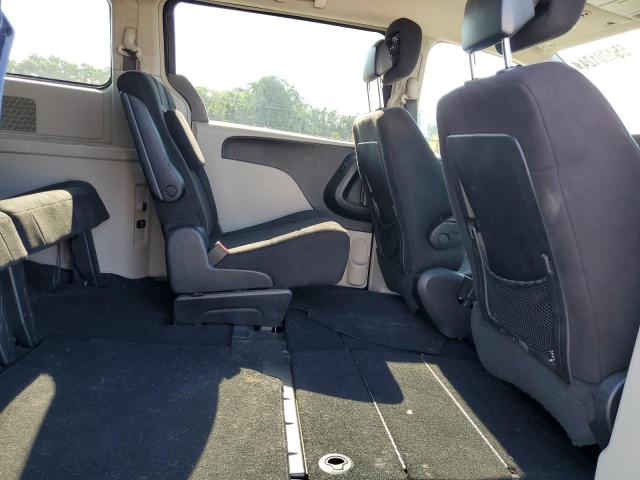 Photo 11 from auction – 2011 CHRYSLER TOWN & COU with VIN 2A4RR5DG4BR697824