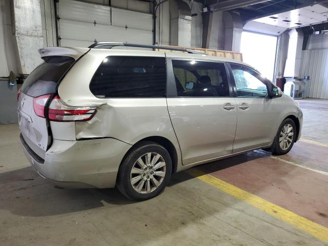 Photo 3 from auction – 2015 TOYOTA SIENNA LE with VIN 5TDJK3DC3FS105030