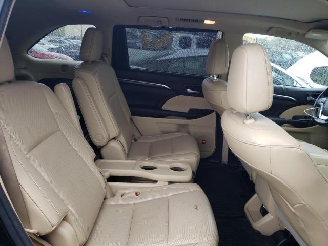 Foto 11 de la subasta – 2015 TOYOTA HIGHLANDER con VIN 5TDDCRFH0FS008292