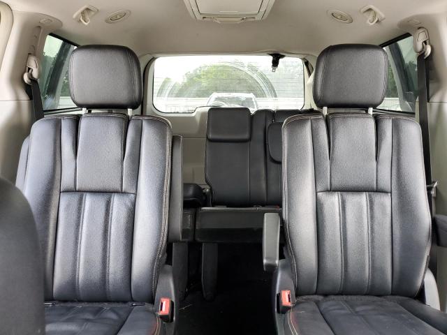 Photo 10 from auction – 2015 CHRYSLER TOWN & COU with VIN 2C4RC1BG6FR752055