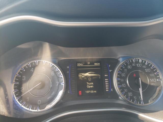 Photo 9 from auction – 2015 CHRYSLER 200 LIMITE with VIN 1C3CCCAB6FN567044