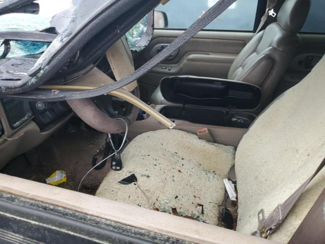 Photo 7 from auction – 1997 CHEVROLET SUBURBAN K with VIN 3GNFK16RXVG168772