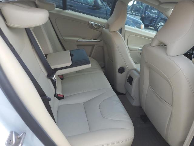Photo 10 from auction – 2015 VOLVO V60 PREMIE with VIN YV140MEC9F1206572