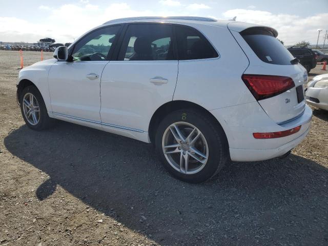 Photo 2 from auction – 2017 AUDI Q5 PREMIUM with VIN WA1C2AFP6HA065033