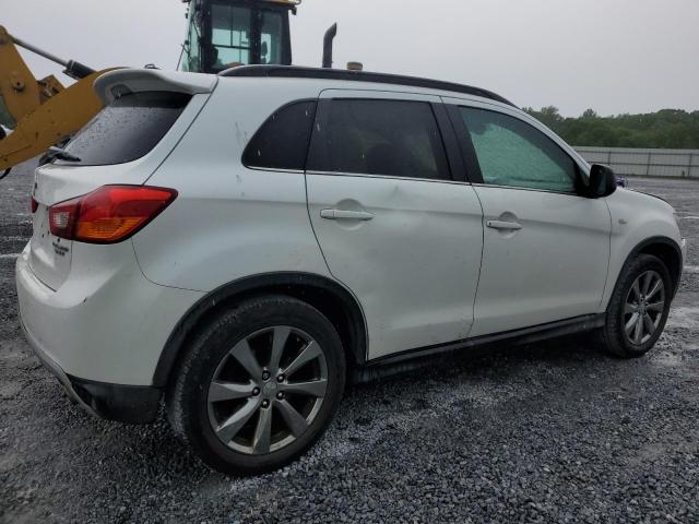 Photo 3 from auction – 2013 MITSUBISHI OUTLANDER with VIN 4A4AP5AU3DE022235