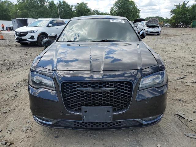 Photo 5 from auction – 2019 CHRYSLER 300 S with VIN 2C3CCABG4KH628635