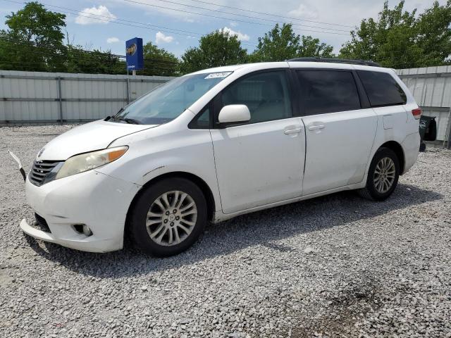 Photo 1 from auction – 2011 TOYOTA SIENNA XLE with VIN 5TDYK3DC7BS057864