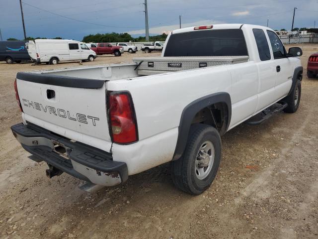 Photo 3 from auction – 2005 CHEVROLET SILVERADO with VIN 1GCHC29U15E290335