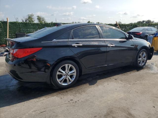 Photo 3 from auction – 2012 HYUNDAI SONATA SE with VIN 5NPEC4AC9CH379357