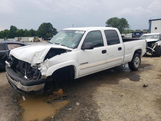 CHEVROLET SILVERADO 2004 with VIN 1GCHC23U34F129826 - Photo from auction