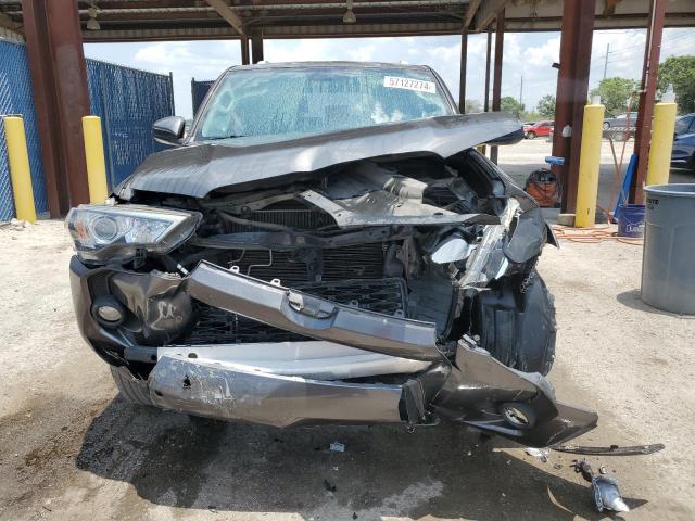 Photo 5 from auction – 2017 TOYOTA 4RUNNER SR with VIN JTEZU5JR6H5162747