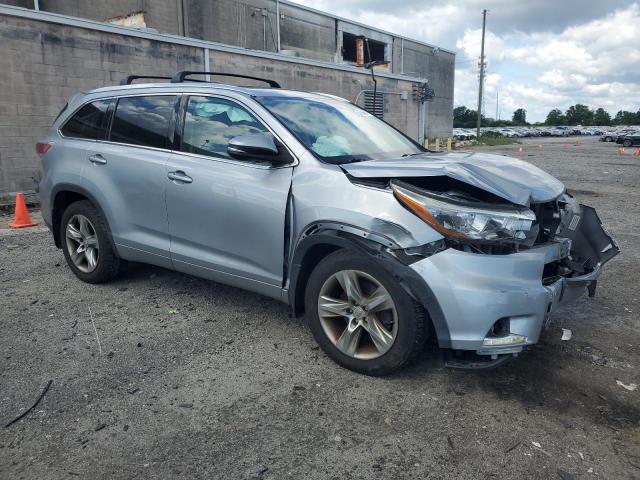 Photo 4 from auction – 2015 TOYOTA HIGHLANDER with VIN 5TDDKRFH3FS076511