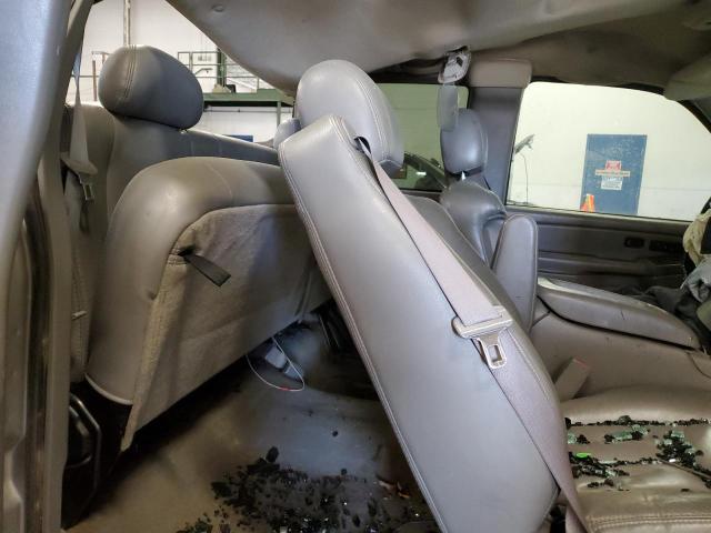 صورة رقم 10 من المزاد - 2004 CHEVROLET SILVERADO مع VIN 2GCEK19T641382113