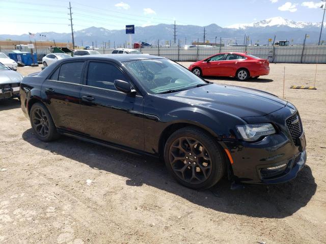 Photo 4 from auction – 2017 CHRYSLER 300 S with VIN 2C3CCABT8HH586184