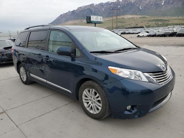 Photo 4 from auction – 2011 TOYOTA SIENNA XLE with VIN 5TDYK3DC7BS118985