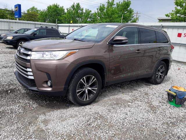 TOYOTA HIGHLANDER 2019 with VIN 5TDBZRFH8KS954219 - Photo from auction