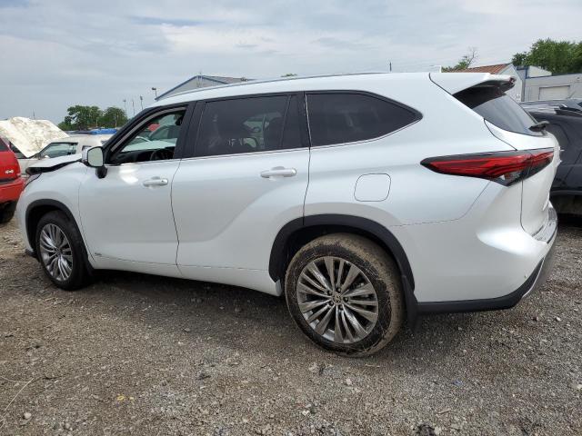 Photo 2 from auction – 2022 TOYOTA HIGHLANDER with VIN 5TDEBRCH7NS094551