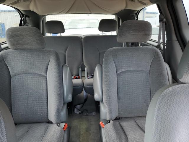 Photo 10 from auction – 2004 CHRYSLER TOWN & COU with VIN 2C4GP44R04R603326
