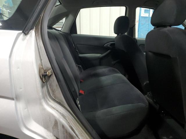 Photo 10 from auction – 2000 FORD FOCUS LX with VIN 1FAFP33P2YW255747