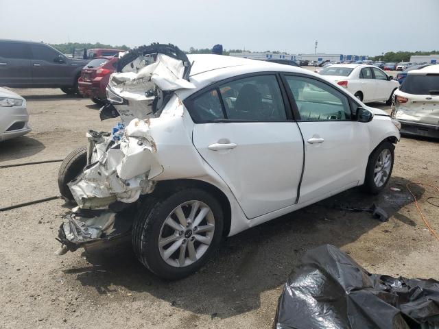 Photo 3 from auction – 2017 KIA FORTE LX with VIN 3KPFL4A72HE127341