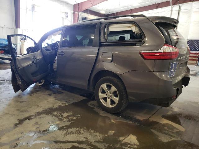 Photo 2 from auction – 2017 TOYOTA SIENNA LE with VIN 5TDKZ3DC6HS894342