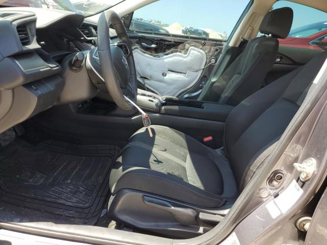 Photo 7 from auction – 2016 HONDA CIVIC LX with VIN 2HGFC2F53GH537789
