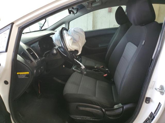 Photo 7 from auction – 2017 KIA FORTE LX with VIN 3KPFL4A70HE032812