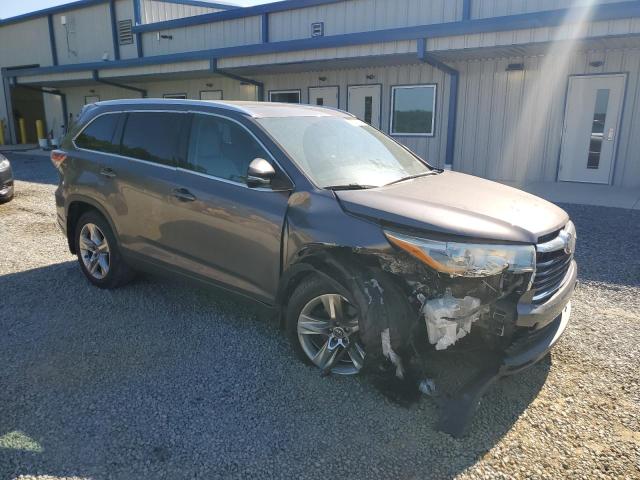 Photo 4 from auction – 2016 TOYOTA HIGHLANDER with VIN 5TDDKRFH2GS282789