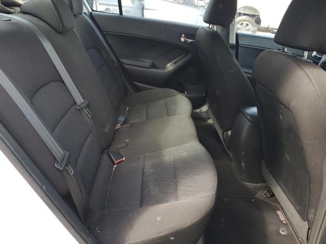 Photo 10 from auction – 2016 KIA FORTE LX with VIN KNAFK4A60G5598079